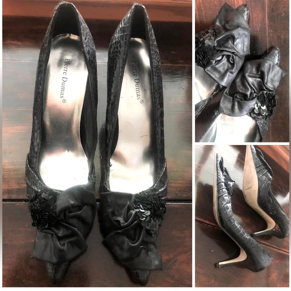 3/$25 Pierre Dumas 9, Vintage Black Sequinned & Bows Heels - Picture 1 of 7